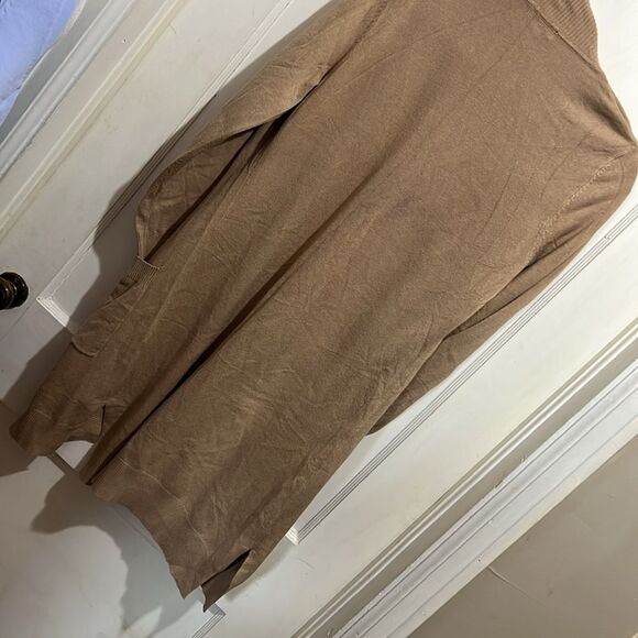 Perfect Tunic Length Camel Cardigan BYdesign Womens size XL - Picture 8 of 8